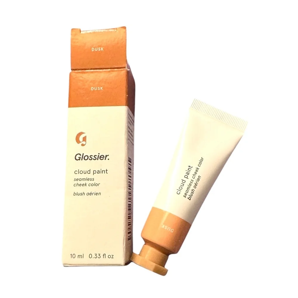 New with box Glossier Cloud Paint Blush in Dusk (brown nude) Gel - Cream Blush
